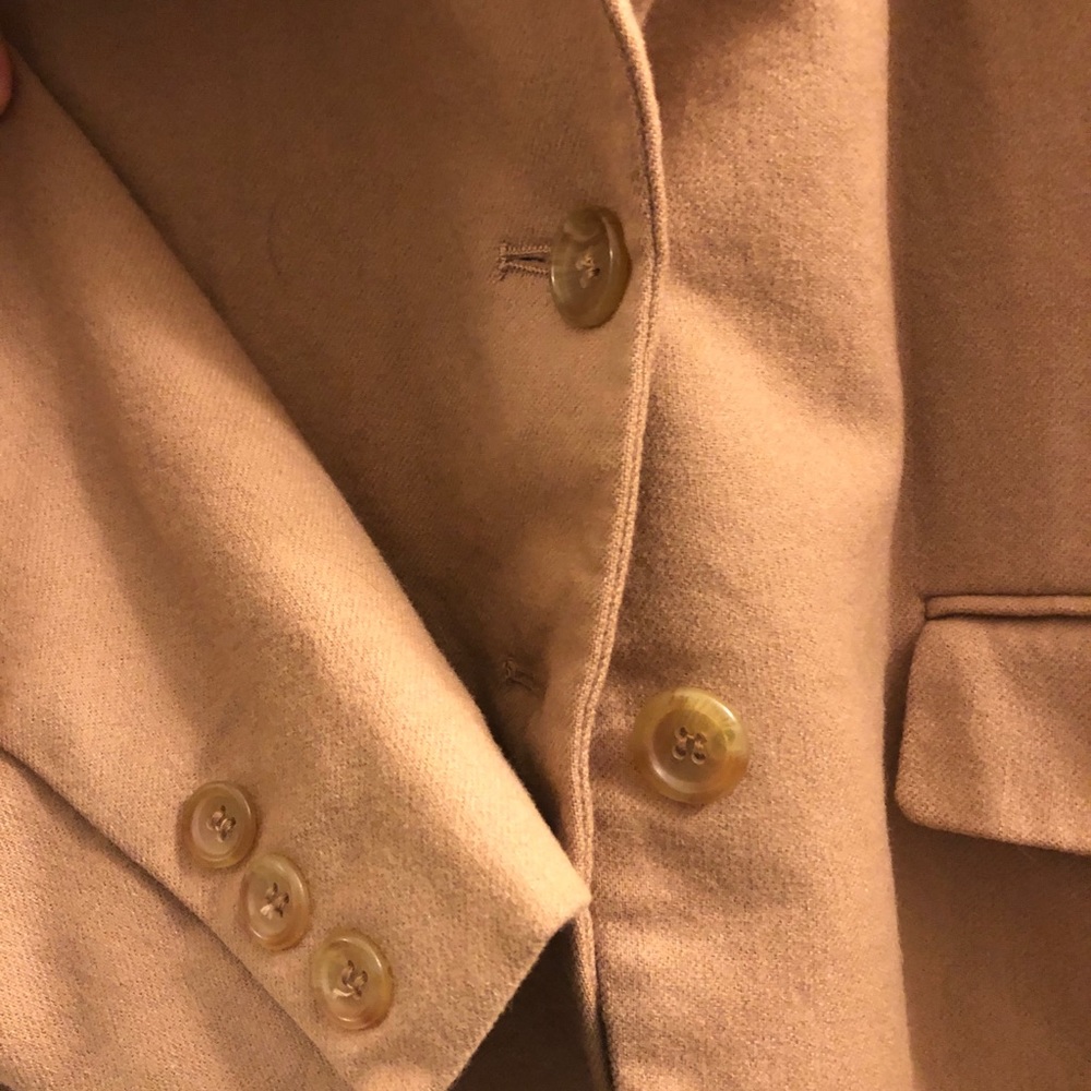 💐EUC 💐 Beautiful Tan 💯 Percent Wool Blazer